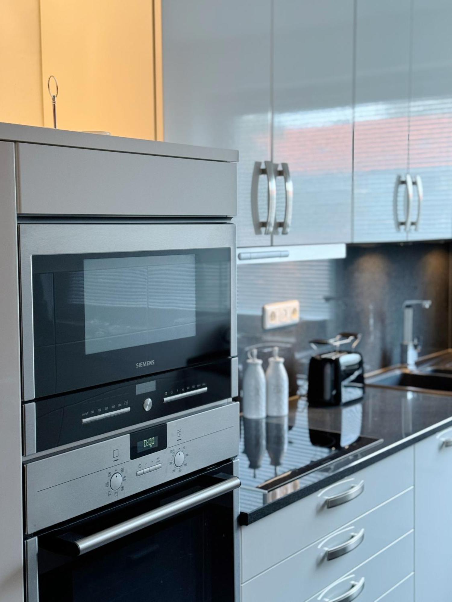 90M2 I Central I Netflix I Wifi I Free Parking I Lia Apartments Hannover Dış mekan fotoğraf